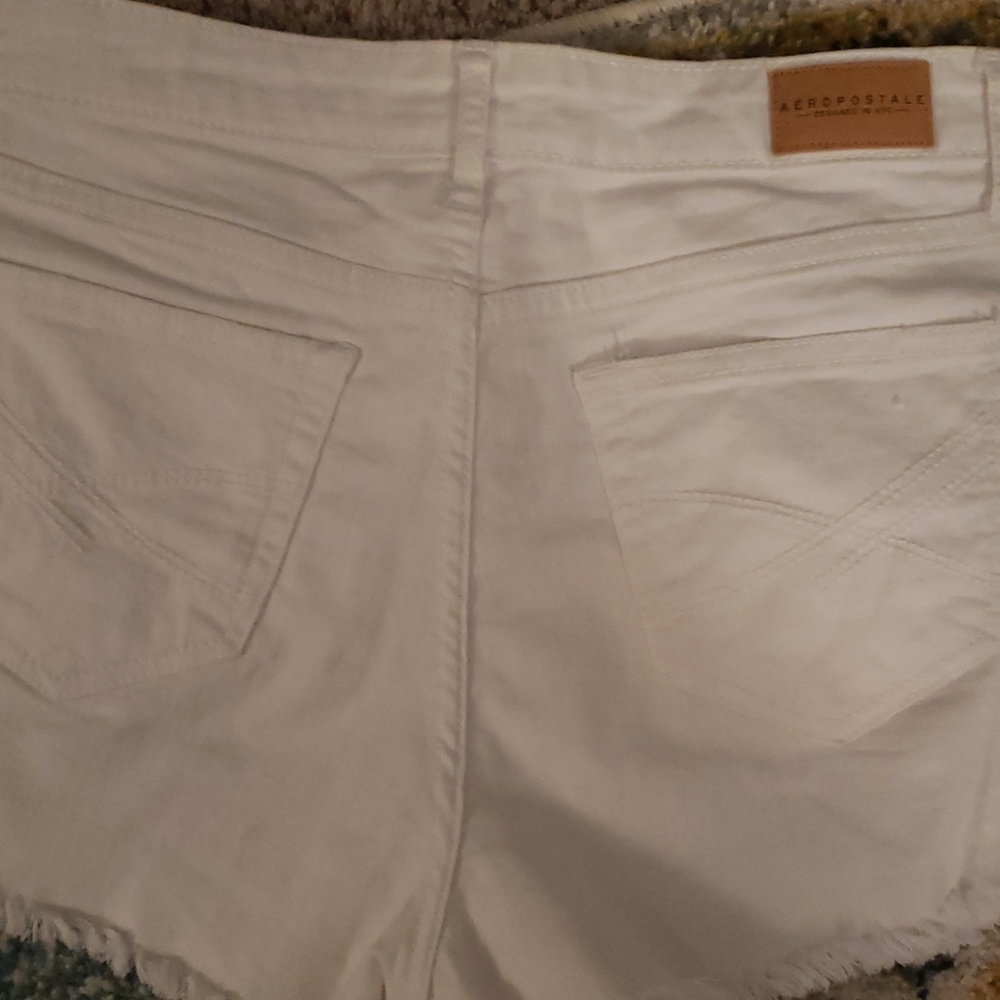 Shorts - Picture 4 of 4